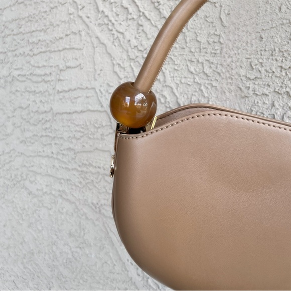 MELLIE BIANCO Tan Beige Faux Leather Marbled Pearl Crossbody Jennie Bag Handbag - Picture 10 of 15